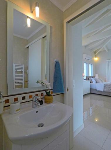 Sunray Studio In Poros Apartment Poros Town ภายนอก รูปภาพ